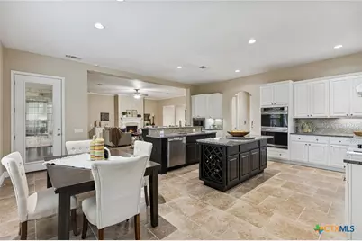 2194 Ranch Loop Drive, New Braunfels, TX 78132 - Photo 11