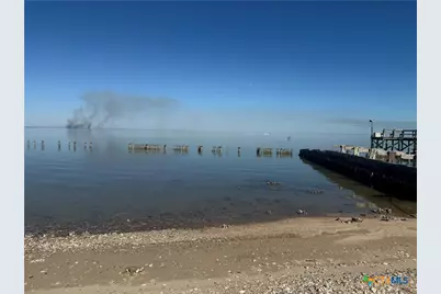 235 Alamo Beach Ave, Port Lavaca, TX 77979 - Photo 7