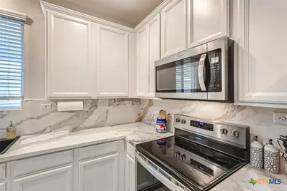 721 Sweetgrass, New Braunfels, TX 78130 - Photo 13