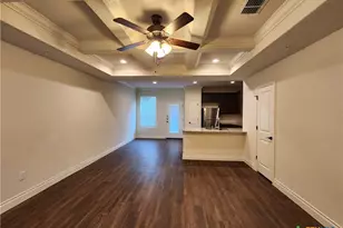 324 Untermaier Dr, New Braunfels, TX 78130 - Photo 3