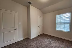 324 Untermaier Dr, New Braunfels, TX 78130 - Photo 15