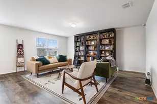 12207 Beryl Knl, San Antonio, TX 78245 - Photo 7