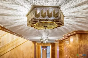 1049 Allen Ave, New Braunfels, TX 78130 - Photo 13