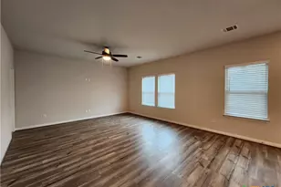 1225 Ella Xing, New Braunfels, TX 78130 - Photo 7