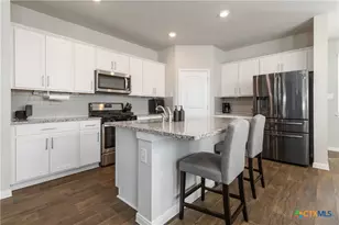 104 Sky Meadows Cir, San Marcos, TX 78666 - Photo 3