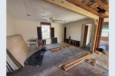 731 W Live Oak Street, Port Lavaca, TX 77979 - Photo 5