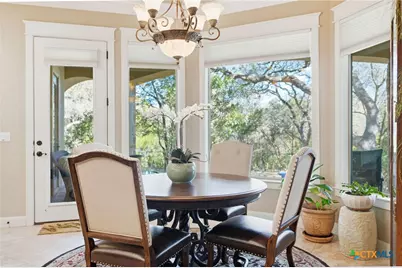 133 Mariposa Loop, New Braunfels, TX 78132 - Photo 15