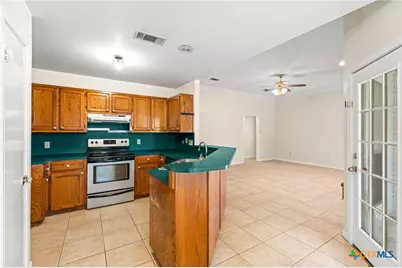 1502 Oak Knoll Lane, Lockhart, TX 78644 - Photo 7