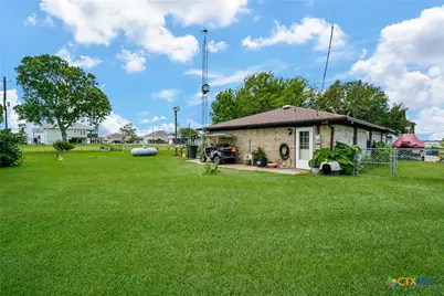1495 W Bayshore Drive, Palacios, TX 77465 - Photo 35