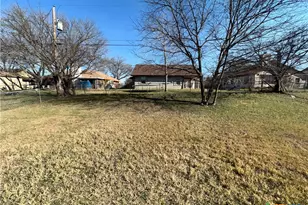 1810 Gautier Ave, Killeen, TX 76549 - Photo 27