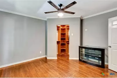 1303 E North Street, Victoria, TX 77901 - Photo 23