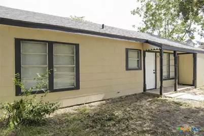 2204 E Colorado Street, Victoria, TX 77901 - Photo 3