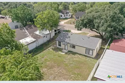 2204 E Colorado Street, Victoria, TX 77901 - Photo 19