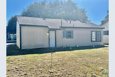 2204 E Colorado Street, Victoria, TX 77901 - Photo 13