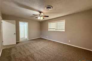 2407 E Airline Rd, Victoria, TX 77901 - Photo 27