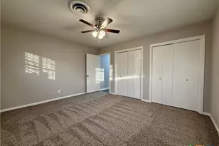 2407 E Airline Rd, Victoria, TX 77901 - Photo 21