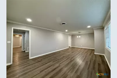 2407 E Airline Road, Victoria, TX 77901 - Photo 5