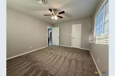 2407 E Airline Road, Victoria, TX 77901 - Photo 19