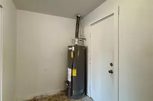 2407 E Airline Rd, Victoria, TX 77901 - Photo 35