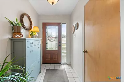 7114 N Lakeview Drive, Salado, TX 76571 - Photo 7