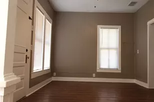 516 E Mountain St, Seguin, TX 78155 - Photo 3