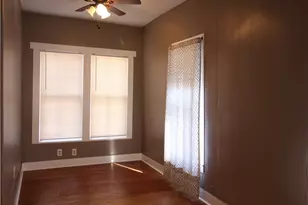 516 E Mountain St, Seguin, TX 78155 - Photo 9