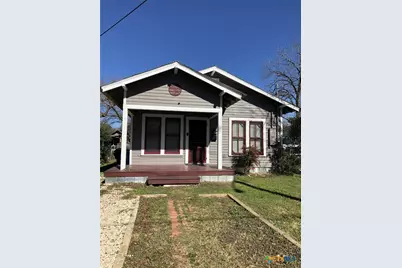 516 E Mountain Street, Seguin, TX 78155 - Photo 1