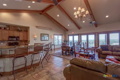 255 Legacy Hills, New Braunfels, TX 78132 - Photo 13