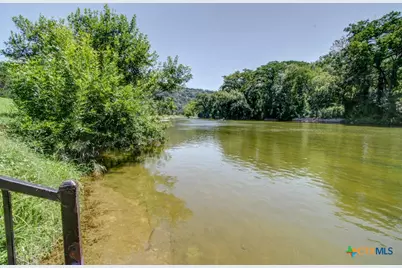 255 Legacy Hills, New Braunfels, TX 78132 - Photo 17