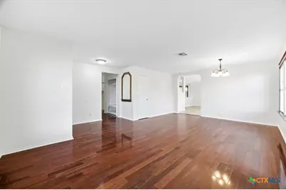 2030 Castleberry Ridge, New Braunfels, TX 78130 - Photo 9