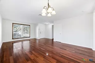 2030 Castleberry Ridge, New Braunfels, TX 78130 - Photo 11