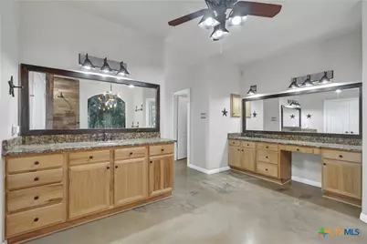 150 Hidden Hollow, New Braunfels, TX 78132 - Photo 21