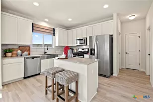 275 Tailwind Dr, Kyle, TX 78640 - Photo 5