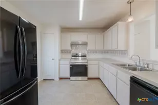 606 Redbud Dr, Copperas Cove, TX 76522 - Photo 7