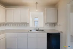606 Redbud Dr, Copperas Cove, TX 76522 - Photo 9