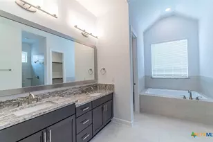 208 Lodestone Ln, Lakeway, TX 78738 - Photo 13