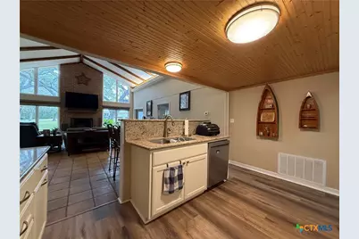 17901 S 87 N, Victoria, TX 77904 - Photo 19