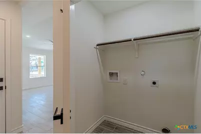 403 Bauer Street, Seguin, TX 78155 - Photo 25