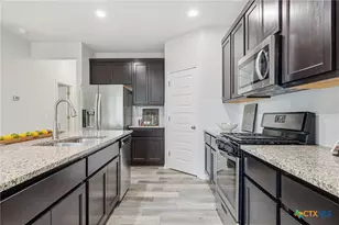 2211 Limestone Lake Dr, Georgetown, TX 78633 - Photo 13