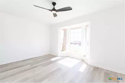 1609 Hughes Avenue, Copperas Cove, TX 76522 - Photo 13