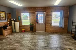 306 Dover St, Victoria, TX 77905 - Photo 3