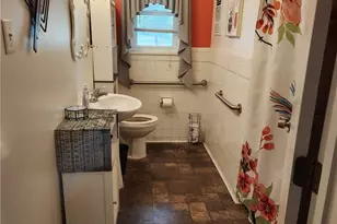 306 Dover St, Victoria, TX 77905 - Photo 17