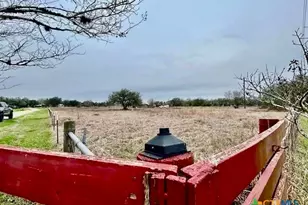 103 Forest View Dr, Victoria, TX 77905 - Photo 17