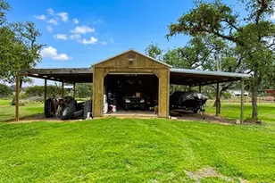 103 Forest View Dr, Victoria, TX 77905 - Photo 3