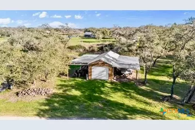 103 Forest View Drive, Victoria, TX 77905 - Photo 7