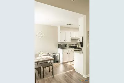 204 Timberlane Drive, Victoria, TX 77901 - Photo 3