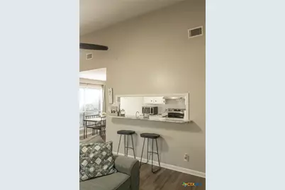 204 Timberlane Drive, Victoria, TX 77901 - Photo 7