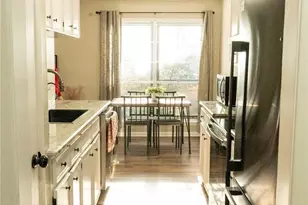 204 Timberlane Dr, Victoria, TX 77901 - Photo 5