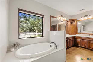 1130 Eastern Oaks, Florence, TX 76527 - Photo 17