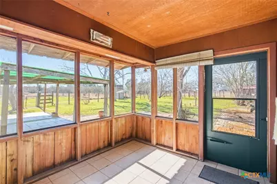 890 State Highway 95, Yoakum, TX 77995 - Photo 21